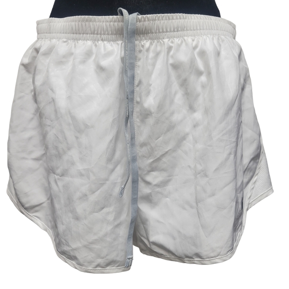 Nike Women's Running Shorts. Size Medium.  Excellent Condition Pre-owned. Lined.